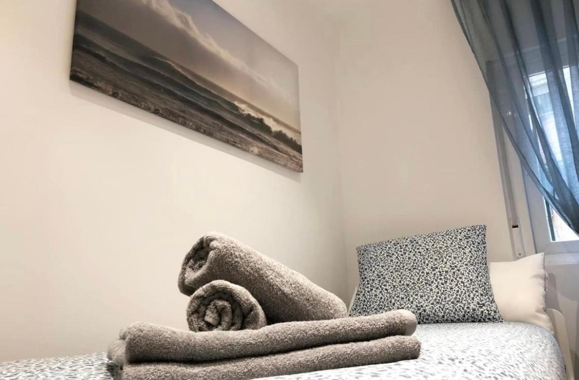 Appartamento Edsam Brown Madrid Esterno foto