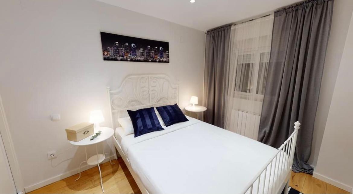 Appartamento Edsam Brown Madrid Esterno foto