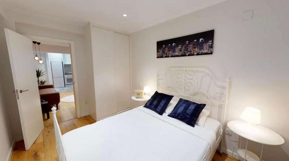 Appartamento Edsam Brown Madrid Esterno foto